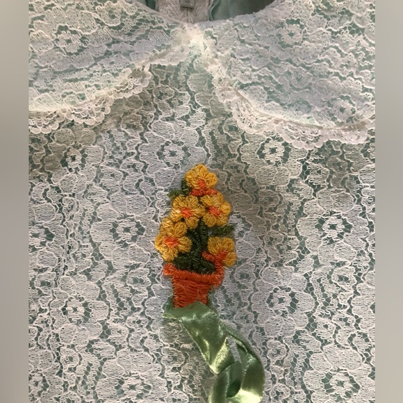 Vintage children’s Pajama’s, Beautiful condition and detail. Cotton lined. - Picture 3 of 8